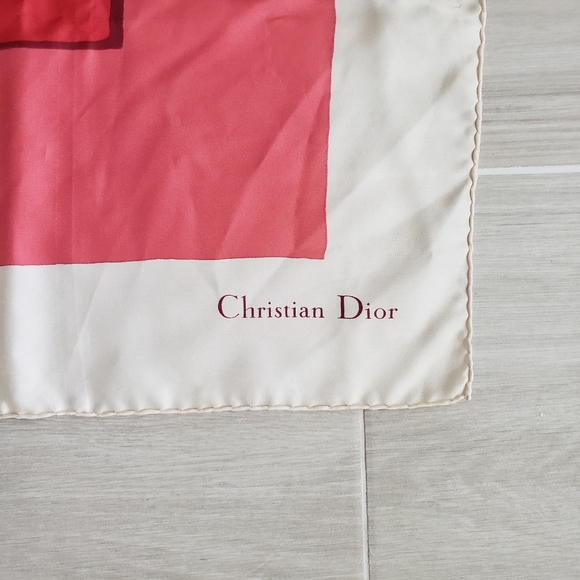 DIOR - Scarf - Picture 7 of 9